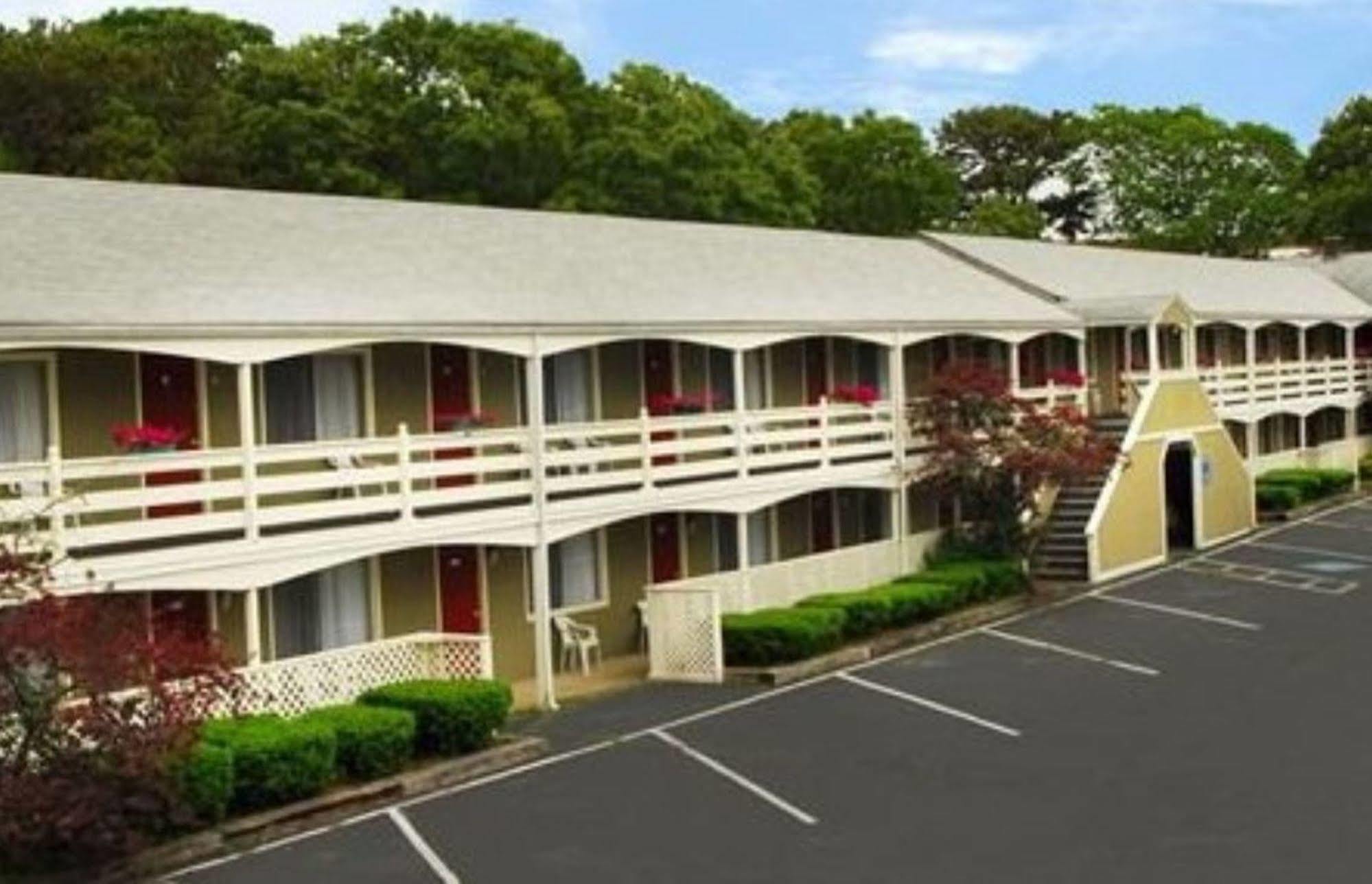 Ocean Park Inn Cape Cod Истхем Экстерьер фото